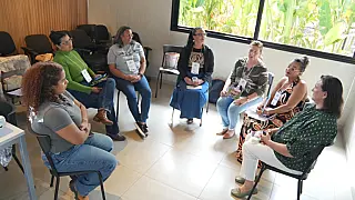 Inocência Criativa capacita mulheres para fortalecer negócios locais.