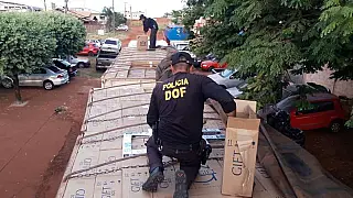 Atitude suspeita leva policia a apreender carregamento de cigarro