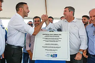 Pedro Gomes entrega obras de pavimentação e saneamento