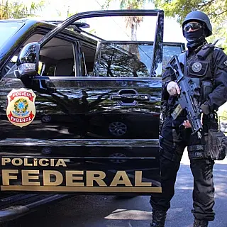 Ação internacional entre Senad e PF captura grande traficante de armas