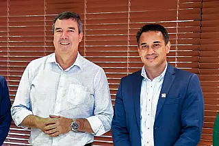 Governador Riedel autoriza licitação do projeto de pavimentação de Naviraí até o Porto Caiuá