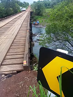 Tragédia Condutor morre após carro cair de ponte em Dois Irmãos do Buriti.