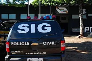 Bataguassu - Homem ameaça ex-mulher com faca e ateia fogo em residência