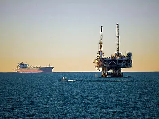 Dia Mundial do Petróleo destaca importância do recurso para a economia e o cotidiano