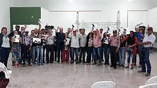 Governo de MS entrega títulos de terras a produtores rurais