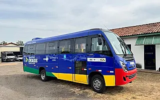 Cassilândia entrega  micro-ônibus para a Saúde