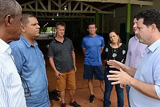Estado atende Renato Câmara e escola de Sidrolândia receberá reforma orçada em R$ 300 mil