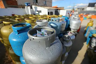 Petrobras anuncia aumento de 5% no preço do gás de cozinha