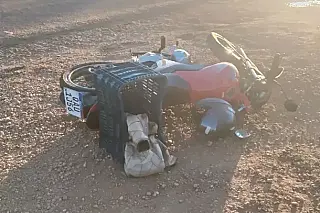 Motociclista morre após cair na BR-376 e ser atingido por veículo de carga