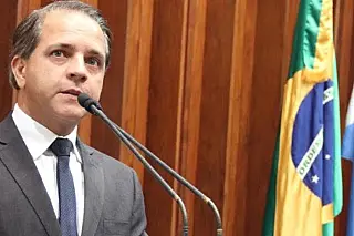 "Feminicídio se combate com agressor apodrecendo na cadeia", diz Cel David