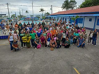 Excursão do SIMTED leva associados para Caraguatatuba