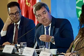 Governo de MS participa de fórum empresarial