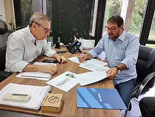 Paulo Corrêa e Fiems alinham parceria para projeto de energia fotovoltaica na ALEMS