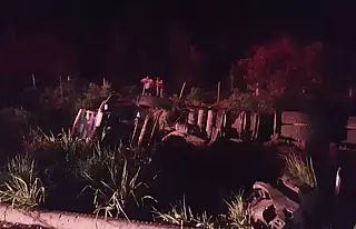 Acidente entre carreta e ônibus na MS-040 deixa quatro mortos e feridos.