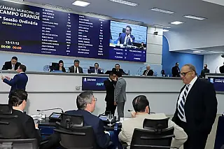 Câmara de Campo Grande debate cotas trans e orçamento