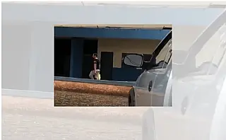 Moradores flagram jovem furtando lâmpadas em Nova Andradina