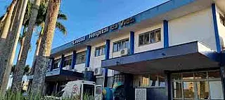 Assassino de médico morre em hospital após ser baleado quando tentava fugir