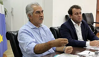 Reinaldo Azambuja defende nova política dos combustíveis para baixar preços ao consumidor.