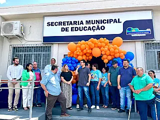 Governo Municipal entrega reforma completa do prédio da Secretaria Municipal de Educação