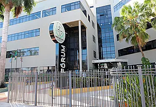 Homem é condenado por agredir idoso após discussão no trânsito