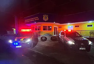 Homem é flagrado transportando mais de 100 kg de cocaína em carreta