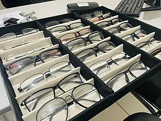 Programa municipal entrega óculos gratuitos em Aparecida do Taboado