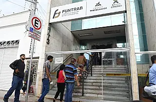 FUNTRAB oferecendo quase 4 mil vagas de emprego em MS