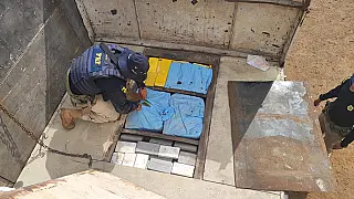 PRF apreende 220 quilos de cocaína em caminhão durante fiscalização