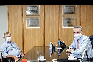 Paulo Corrêa solicita faixa elevada e revitalização da sinalização de Coronel Sapucaia