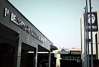 Casa é invadida e furtada enquanto proprietário dormia
