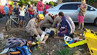 Nova Andradina - Motociclista fica gravemente ferido em colisão com Toyota Corolla