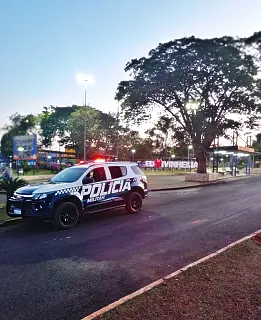 Polícia Militar conduz para a delegacia duas pessoas por violência doméstica em Ivinhema

