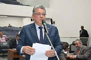 Dois projetos de lei do deputado Evander Vendramini são aprovados na ALMS em 1ª discussão