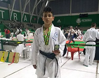 Sidrolandense conquista título do Brasileiro de Karatê Olímpico