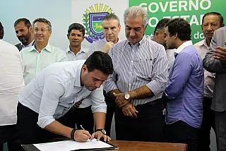 Prefeito de Caarpó André Nezzi viabiliza reforço para a rede municipal de saúde