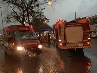 Acidente no Centro de Sidrolândia em meio à chuva forte