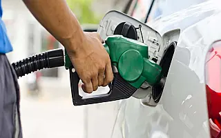 Petrobras anuncia queda no preço da gasolina e do diesel nas refinarias