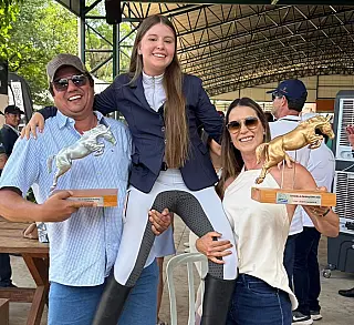 Isadora Christianini conquista bicampeonato estadual na categoria Jovens Cavaleiros A