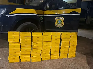 PRF apreende 70 celulares sem nota fiscal em ônibus na BR-262
