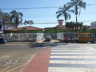 Dois acidentes de trânsito deixam pedestre e motociclista feridos em Paranaíba