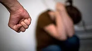 Mulher não aceitou que o padrasto chamasse atenção do filho e vira caso de polícia