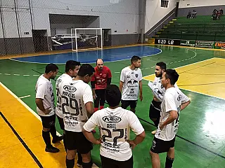 Oitavas de final começa nesta terça-feira com três jogos