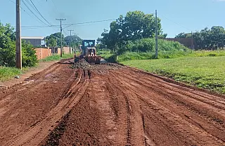 Prefeitura intensifica manutenção das vias não pavimentadas para garantir melhor trafegabilidade