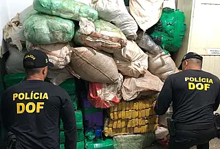 Veículo carregado com mais de meia tonelada de maconha é apreendido em Itaquiraí