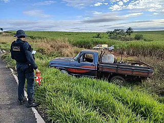 Jovem fica ferido após capotagem na MS-141, em Ivinhema