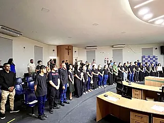 Educação de Aparecida do Taboado celebra entrega de certificados e destaque regional em aprovação
