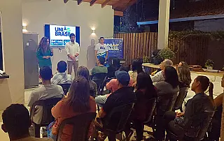 Pastora Michela e Rhiad oferecem curso de capacitação de líderes