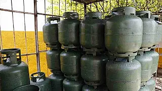 Em MS, Bolsonaro diz que trabalha com Petrobras para reduzir preço do botijão de gás
