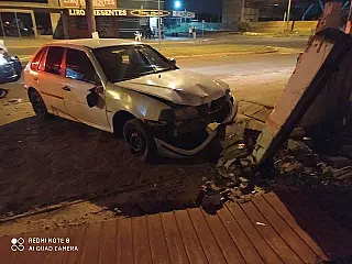 Motorista com sinais de embriaguez é preso após bater em veículo e muro na Vila Planalto