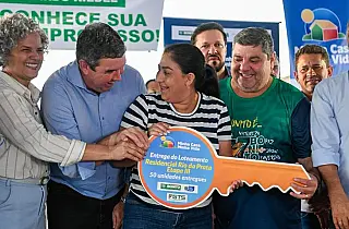 Governo de MS realiza o sonho da casa própria de famílias em Bonito